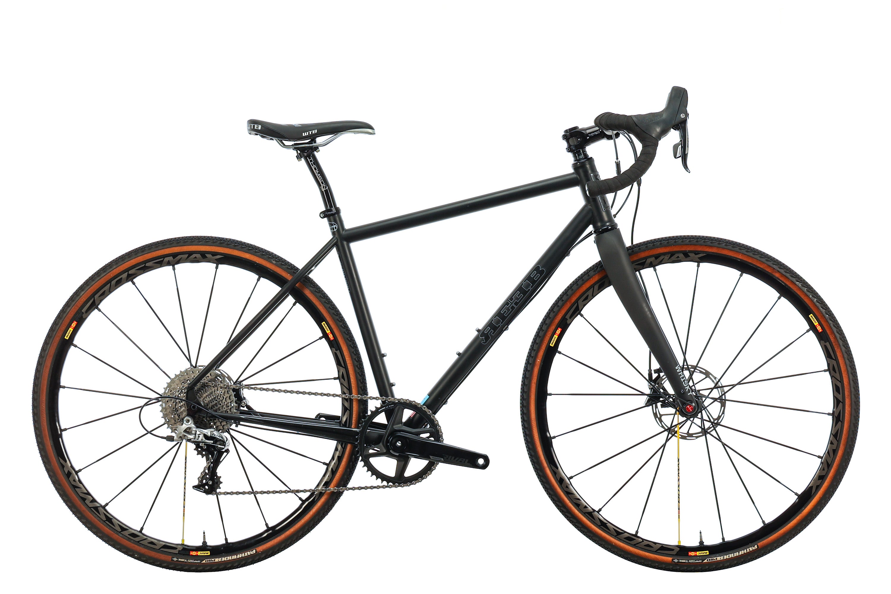 Pinnacle arkose d3 store 2020 gravel bike