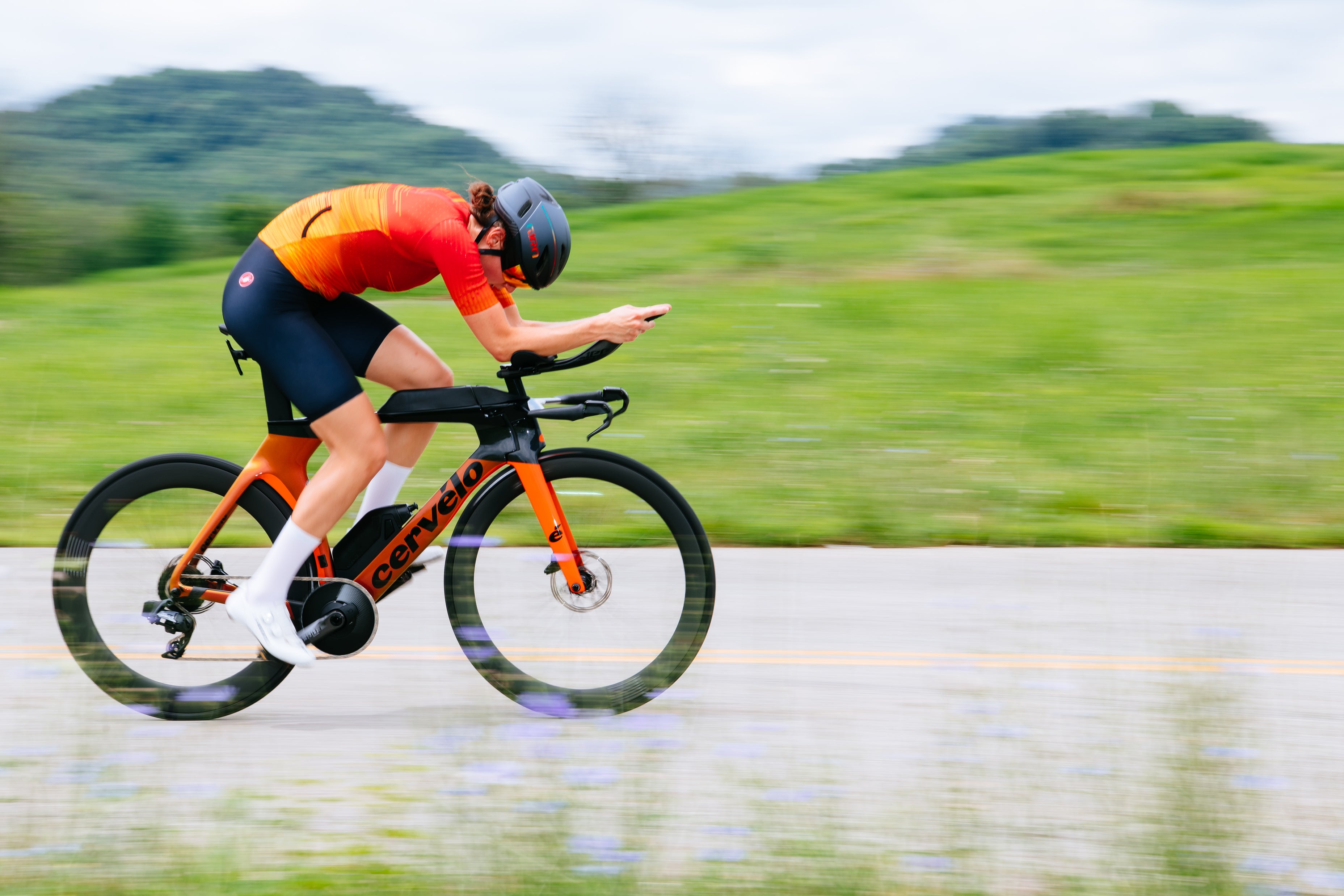 Time Trial Bikes vs. Triathlon Bikes Differences TT Tri Bikes