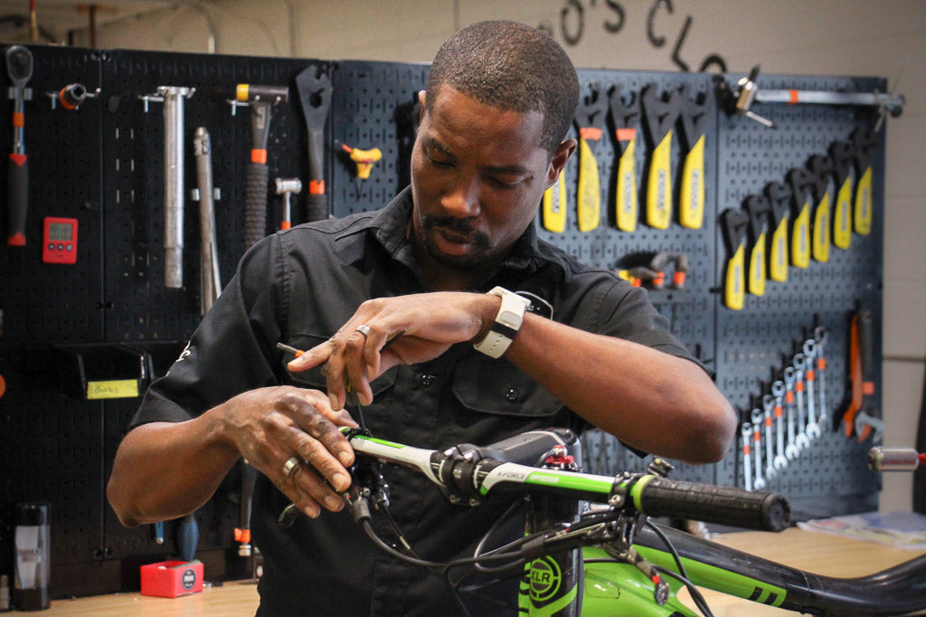 Mountain best sale bike mechanic