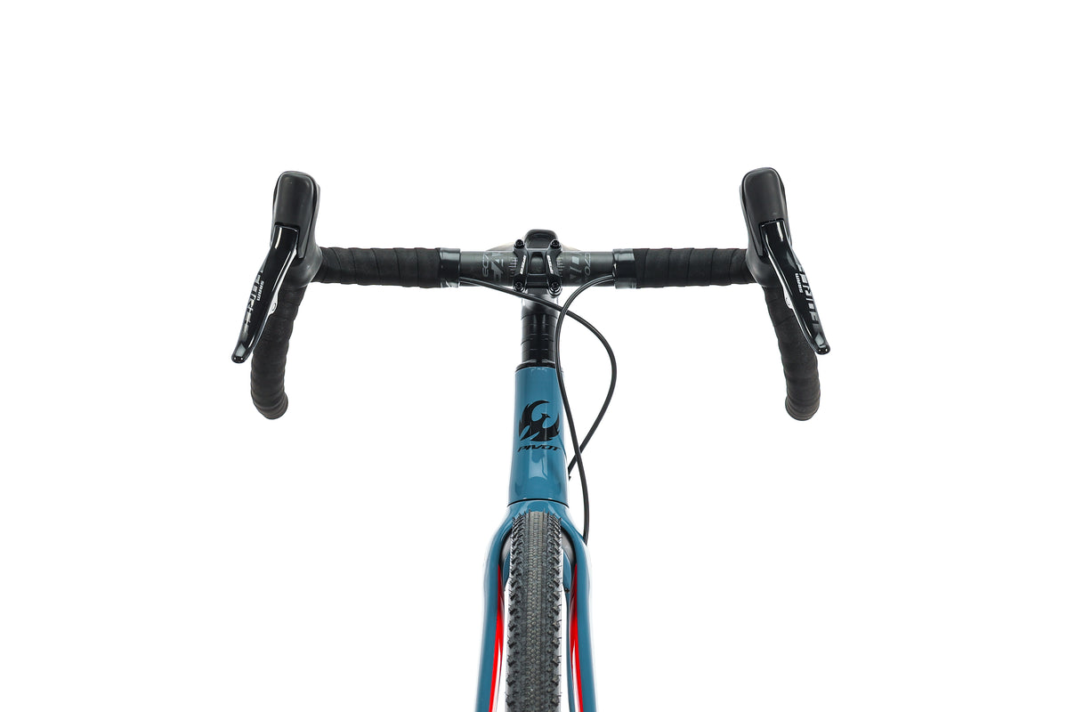 pivot vault gravel bike