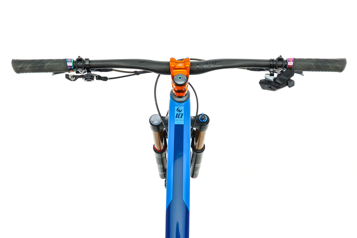 2018 pivot mach 5.5 specs