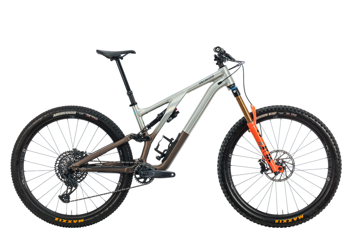 Specialized Stumpjumper EVO Alloy Mountain Bike - 2022, S4