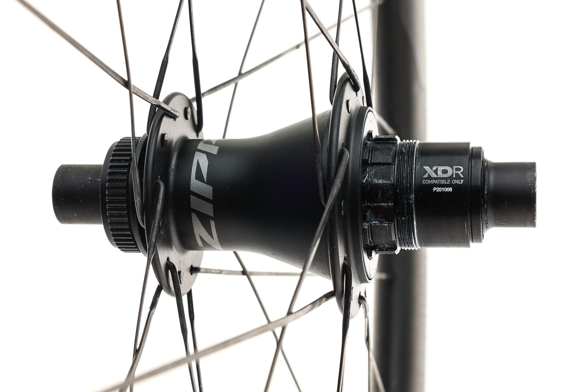 Zipp 303 Firecrest Carbon Tubeless 700c Wheelset | The Pro's