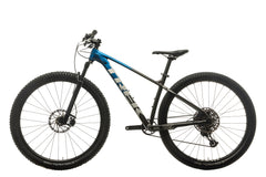 Trek Marlin 8 Mountain Bike - 2022, Medium | The Pro's Closet