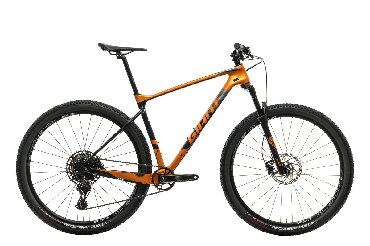 Giant XTC Advanced 2 Mountain Bike 2019 Larg The Pro s Closet