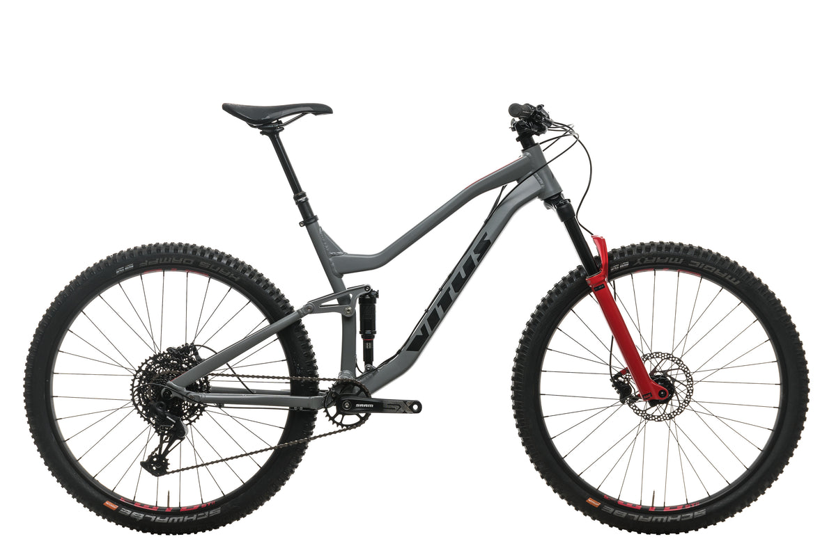 Vitus mountain clearance bike sale