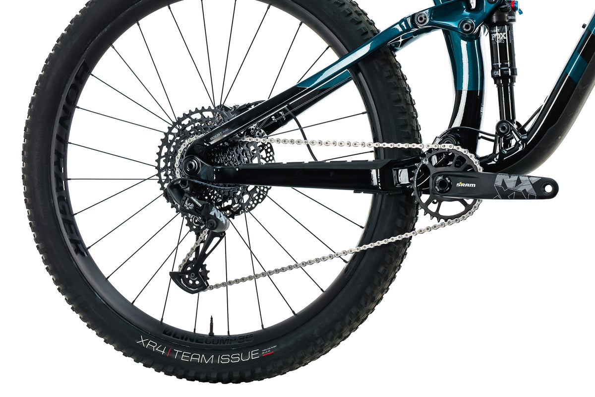 Trek Fuel EX 7 Mountain Bike - 2021, Medium | The Pro's Closet