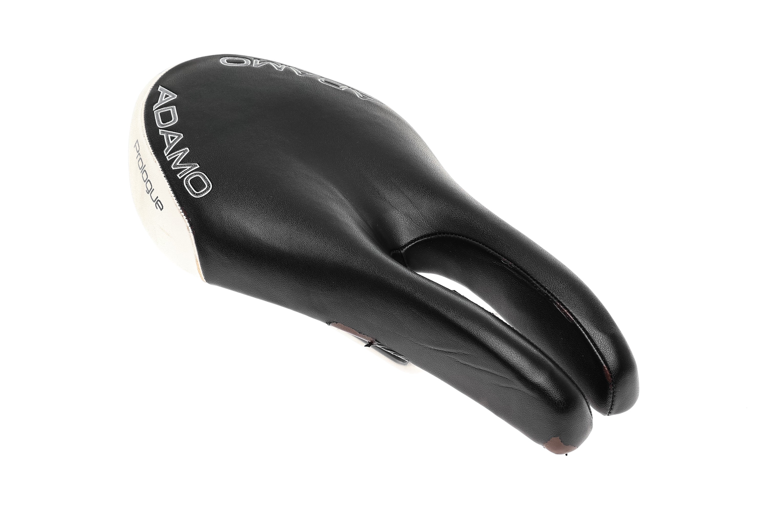 Ism adamo store prologue saddle