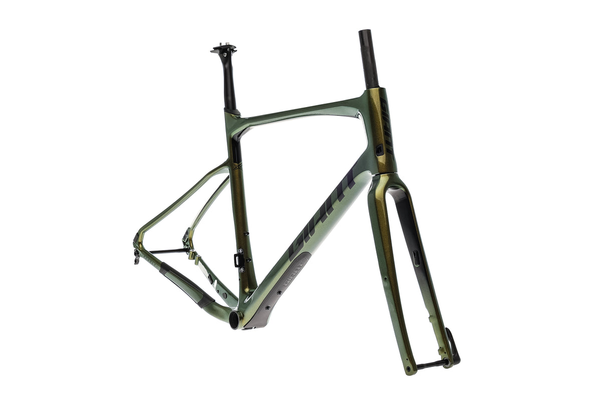 graphite frame bicycle