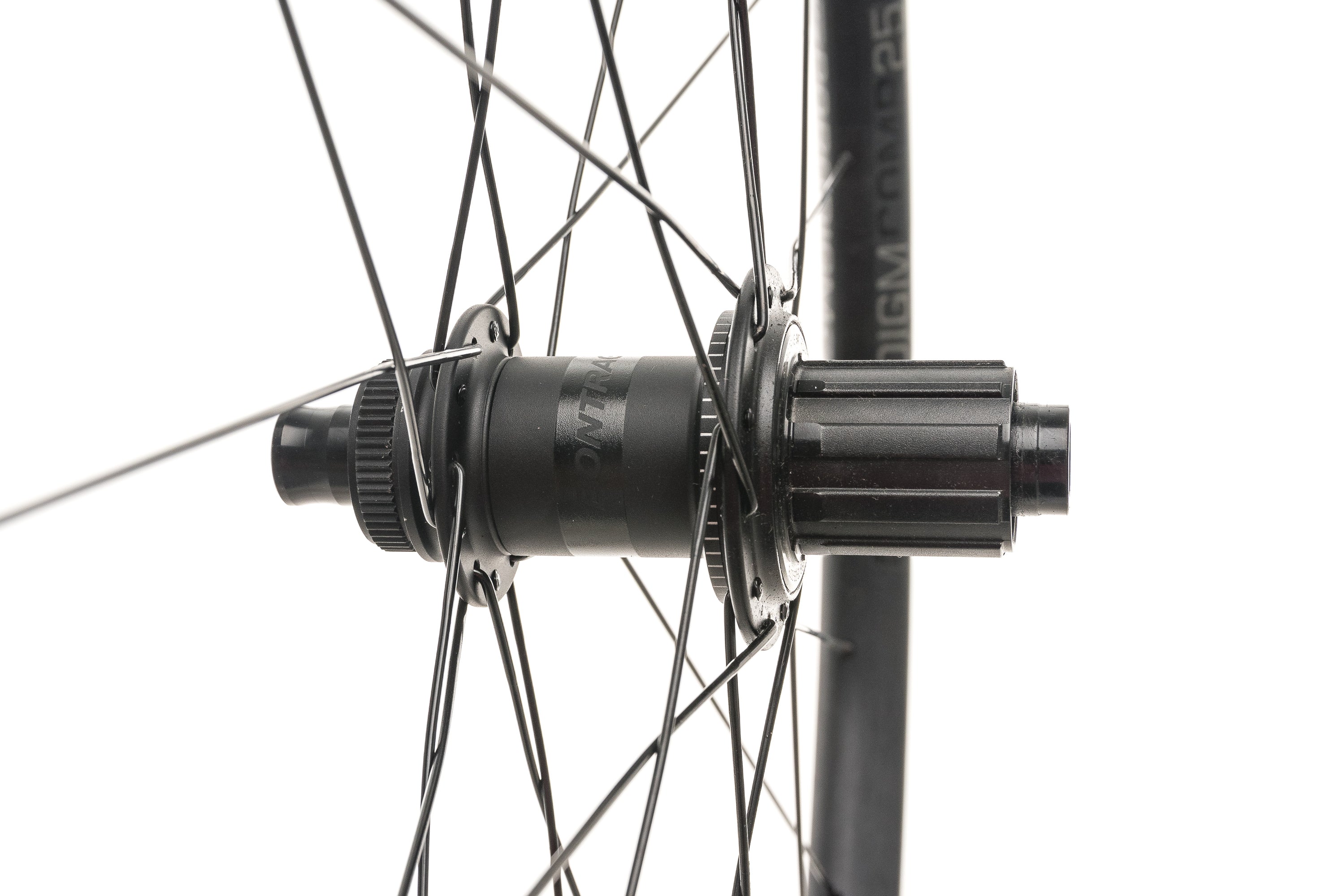 Bontrager Paradigm Comp 25 TLR Disc Aluminum Cli | The Pro's Closet