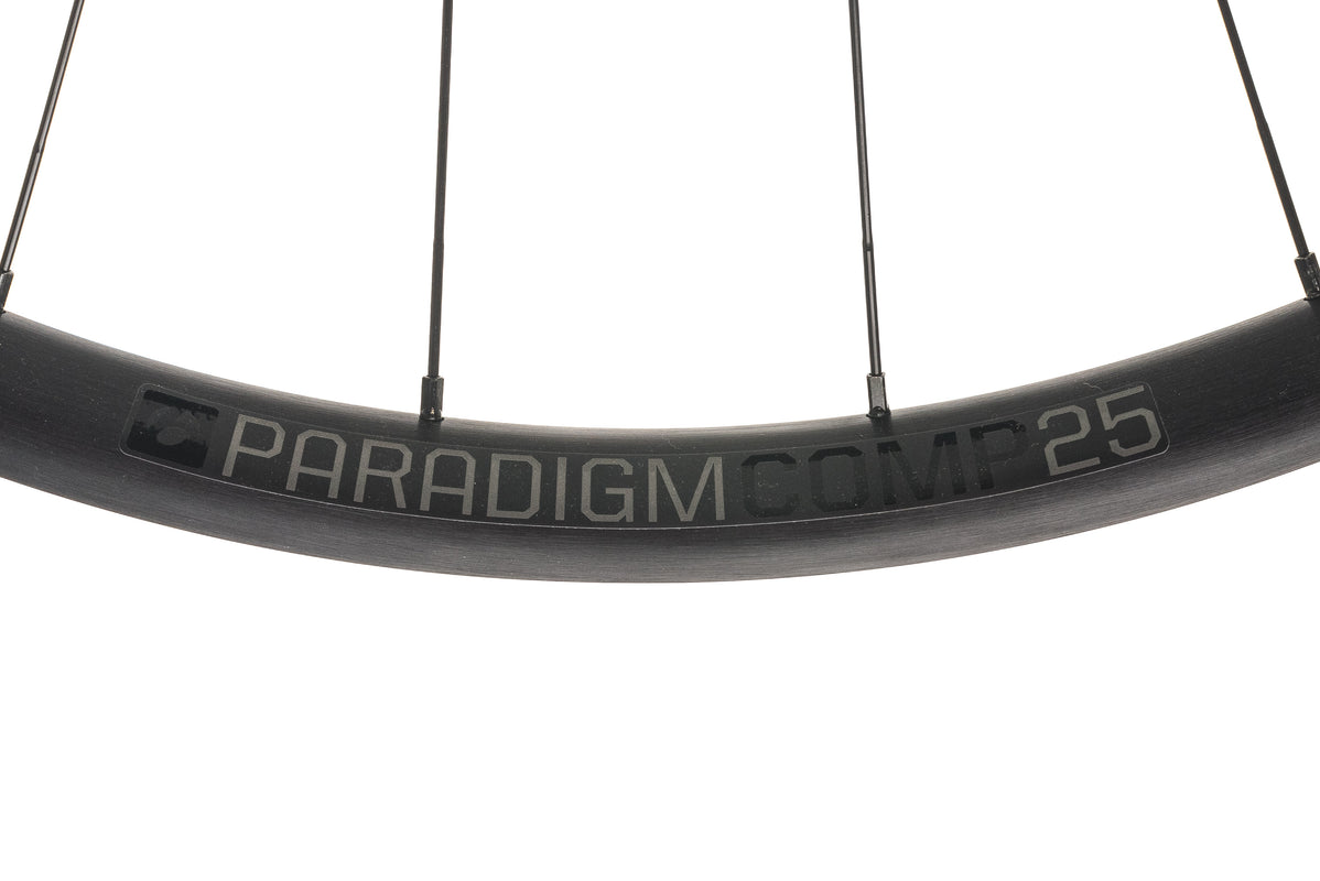 Bontrager Paradigm Comp 25 TLR Disc Aluminum Cli | The Pro's Closet