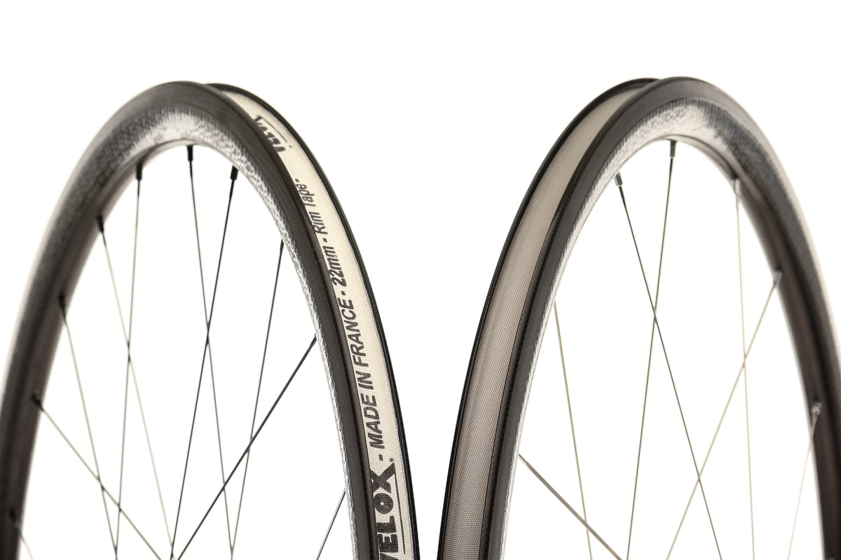 zipp 202 firecrest carbon clincher