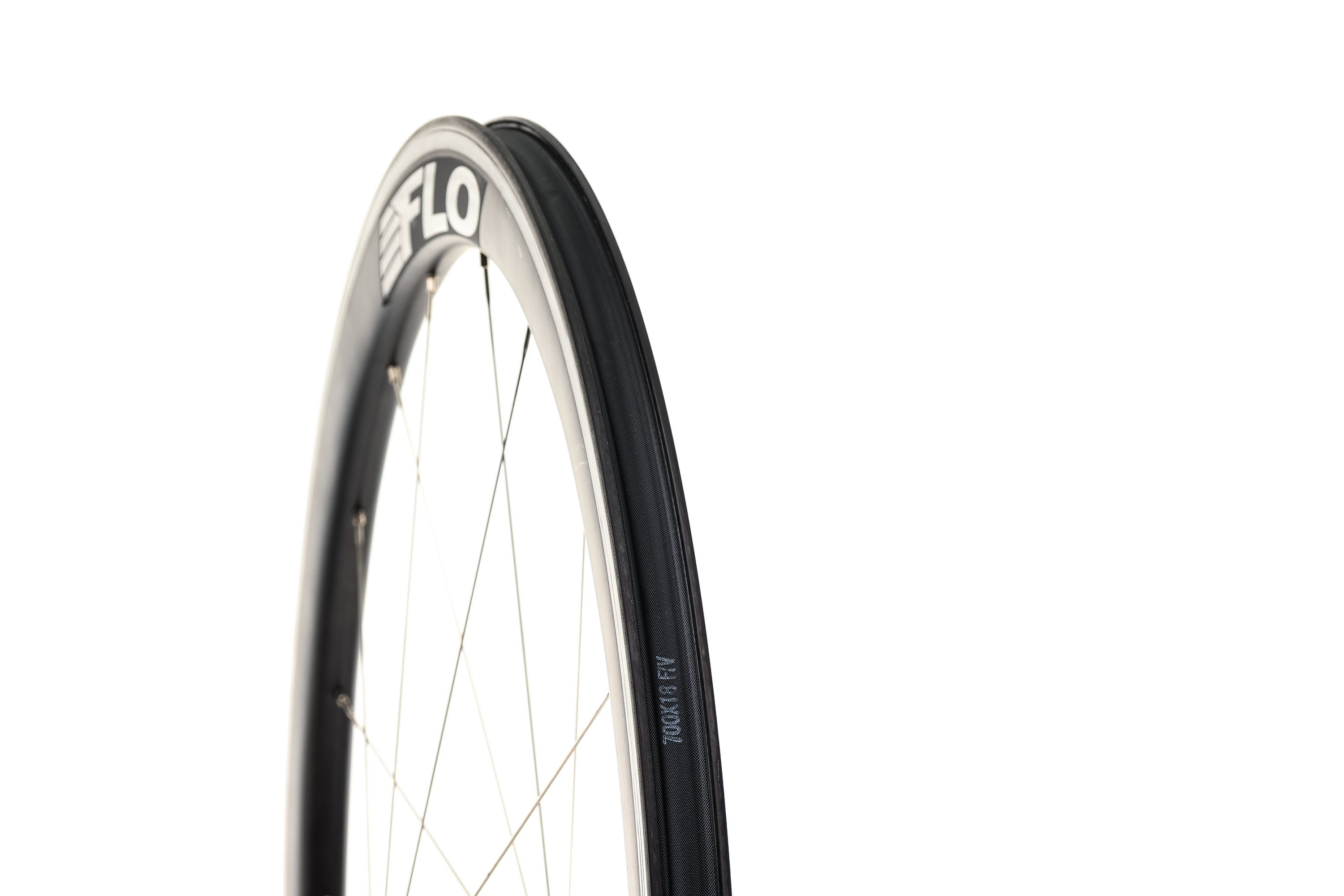 Flo 45 best sale carbon clincher