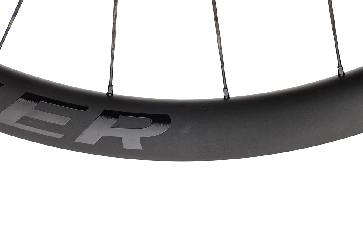 Bontrager Aeolus Pro 37 TLR Carbon Tubeless 700c | The Pro's Closet